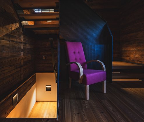 Schmiedgut dirndlpracht stiegenhaus architektur design – Dirndlpracht, Schmiedgut Bad Aussee