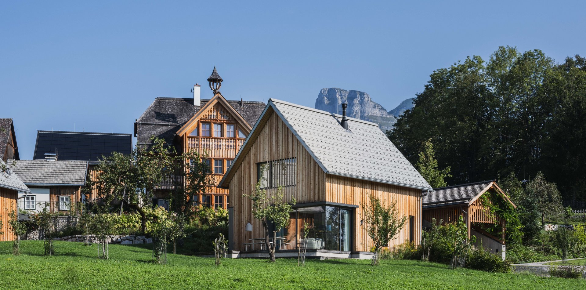 Schmiedgut waldundwiese exklusives ferienhaus design chalet aussenansicht – Wald & Wiese, Schmiedgut Bad Aussee