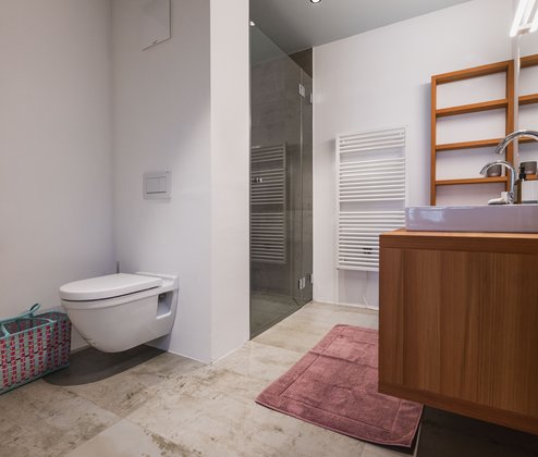 Schmiedgut dirndlpracht badezimmer dusche wc – Dirndlpracht, Schmiedgut Bad Aussee