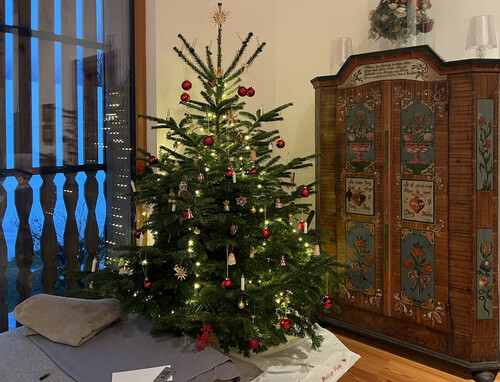 Geschmueckter christbaum weihnachten schmiedgut bad aussee – Winterimpressionen, Schmiedgut Bad Aussee