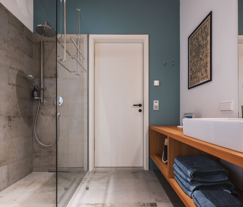 Schmiedgut waldundwiese badezimmer obergeschoss regenwalddusche – Wald & Wiese, Schmiedgut Bad Aussee