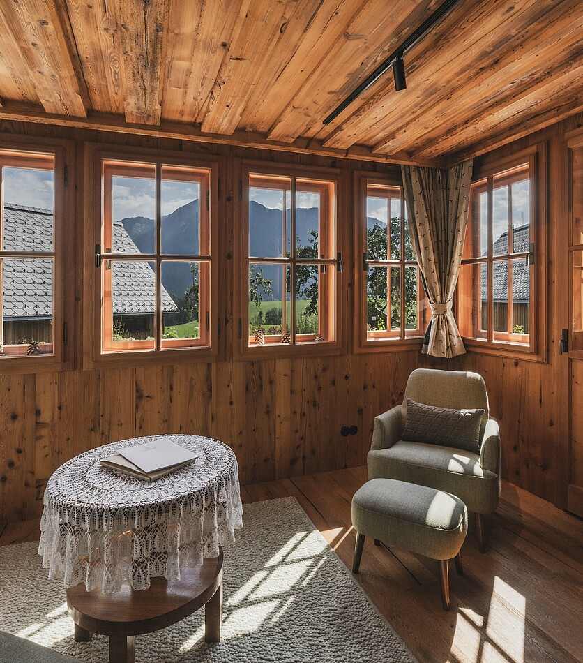 Schmiedgut platzhirsch wohnbereich holzveranda ausgang terrasse – Startseite, Schmiedgut Bad Aussee