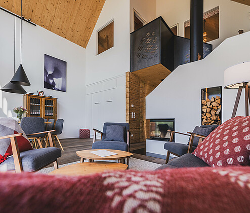 Schmiedgut zirbenwipfel huetten romantik mit kamin in moderner chalet architektur – Zirbenwipfel, Schmiedgut Bad Aussee