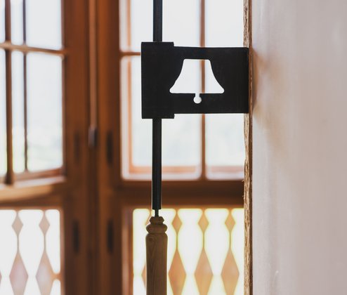 Schmiedgut dirndlpracht obergeschoss dachlodgia handzug glockenturm – Dirndlpracht, Schmiedgut Bad Aussee