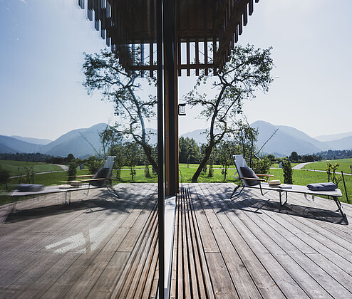 Schmiedgut zirbenwipfel panorama glasfront mit gartenterrasse – Zirbenwipfel, Schmiedgut Bad Aussee