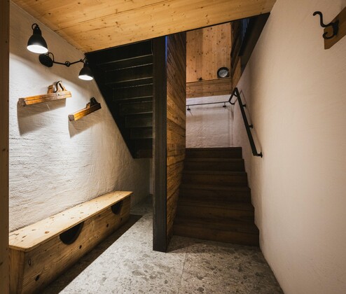 Schmiedgut narzissenbett eingangsbereich garderobe – Narzissenbett, Schmiedgut Bad Aussee